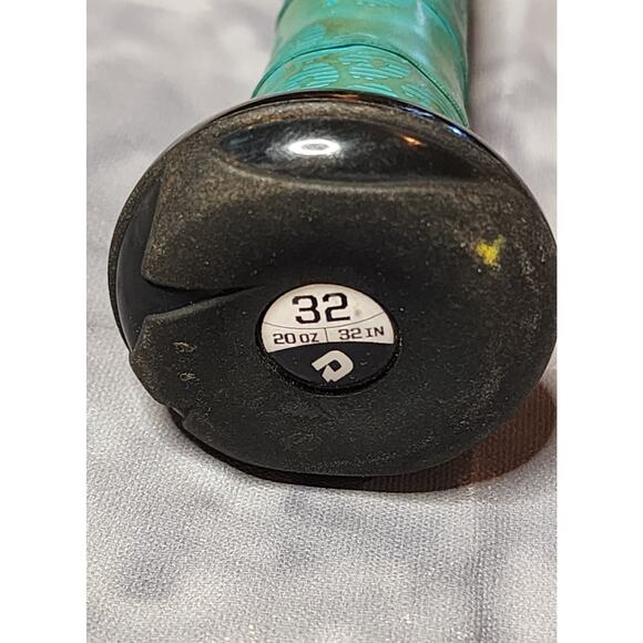 Demarini Vendetta VCF-19 Fastpitch Softball Bat 32/20 oz C6 Composite -12 drop - Picture 11 of 14